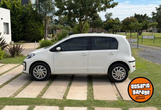 Autos - Volkswagen Up High 2017 Nafta 82000Km - En Venta