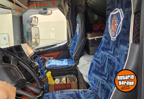 Camiones y Gr�as - Scania 360 hp 1998 - En Venta