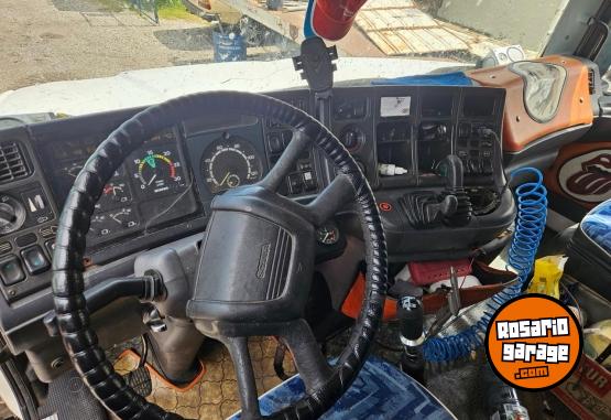 Camiones y Gr�as - Scania 360 hp 1998 - En Venta