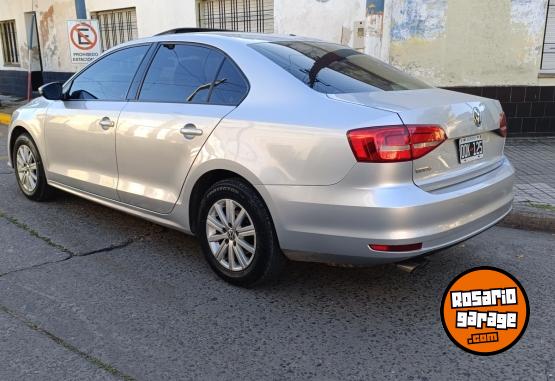 Autos - Volkswagen Vento 2015 Nafta 140000Km - En Venta