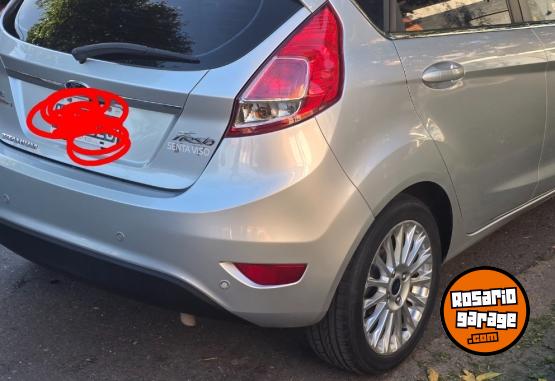 Autos - Ford Fiesta titanium 2014 Nafta 93000Km - En Venta