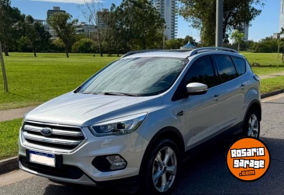 Autos - Ford Kuga Titanium 2018 Nafta 49500Km - En Venta
