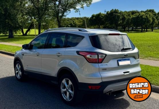 Autos - Ford Kuga Titanium 2018 Nafta 49500Km - En Venta