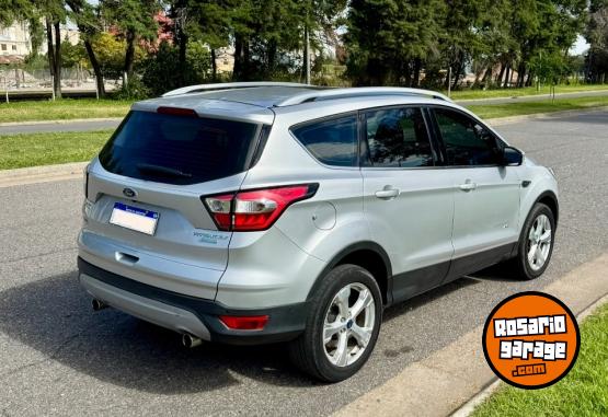 Autos - Ford Kuga Titanium 2018 Nafta 49500Km - En Venta