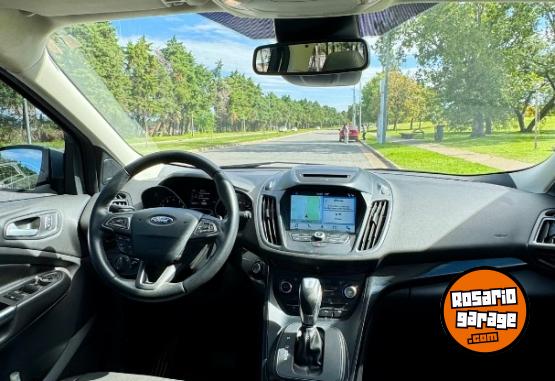 Autos - Ford Kuga Titanium 2018 Nafta 49500Km - En Venta