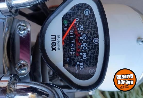 Motos - Motomel 110 cc Max 2022 Nafta 1950Km - En Venta