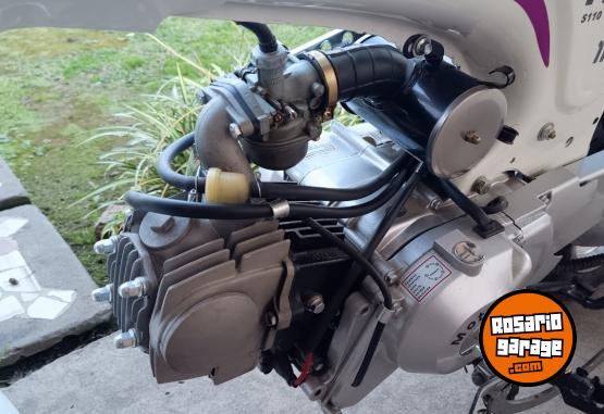 Motos - Motomel 110 cc Max 2022 Nafta 1950Km - En Venta