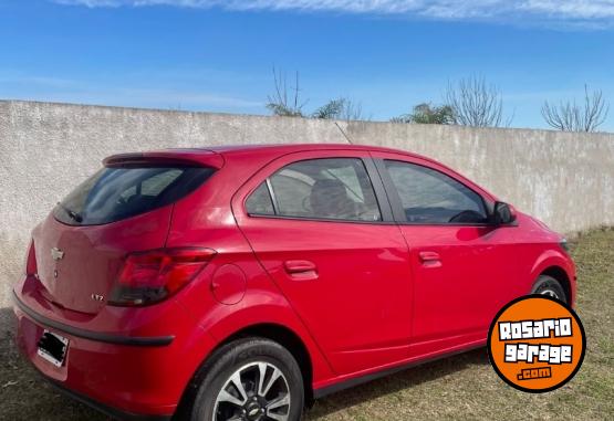 Autos - Chevrolet Onix 2015 Nafta 97000Km - En Venta