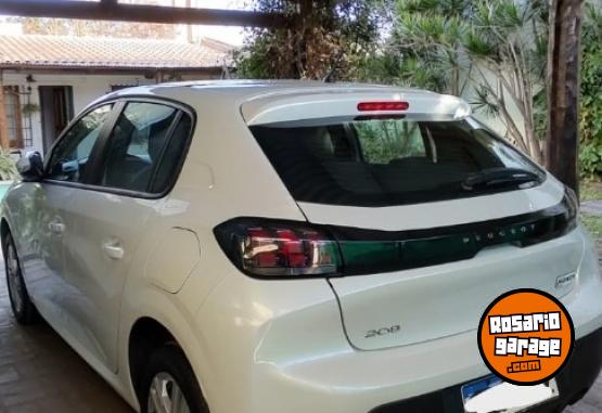 Autos - Peugeot 208 2022 Nafta 19000Km - En Venta