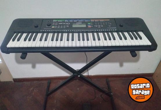 Instrumentos Musicales - Teclado Yamaha PSR E253 + Pie + Accesorios - En Venta