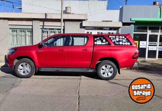 Camionetas - Toyota Toyota Hilux SRV 2.8 TDI 2018 Diesel 96700Km - En Venta