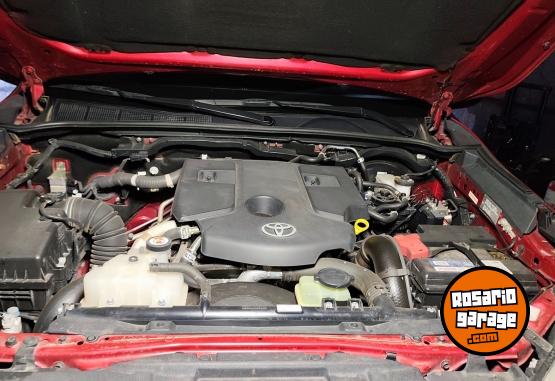Camionetas - Toyota Toyota Hilux SRV 2.8 TDI 2018 Diesel 96700Km - En Venta