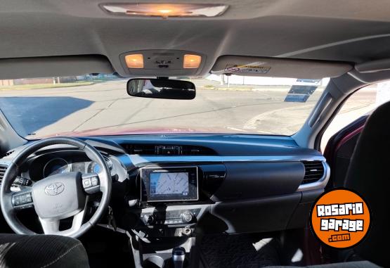 Camionetas - Toyota Toyota Hilux SRV 2.8 TDI 2018 Diesel 96700Km - En Venta
