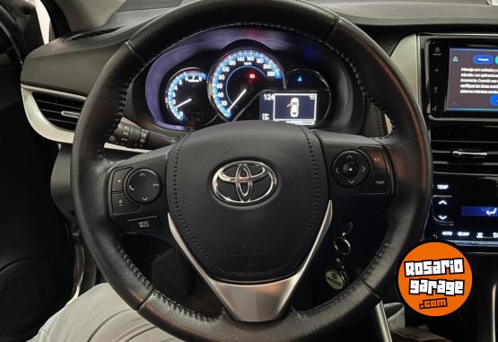 Autos - Toyota Yaris XLS 2021 Nafta 10187Km - En Venta