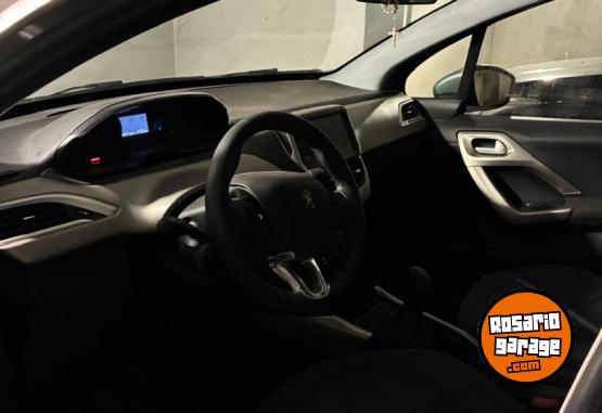 Autos - Peugeot 2008 2017 Nafta 24500Km - En Venta