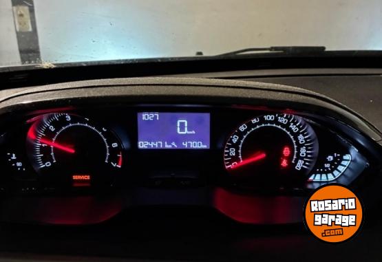 Autos - Peugeot 2008 2017 Nafta 24500Km - En Venta