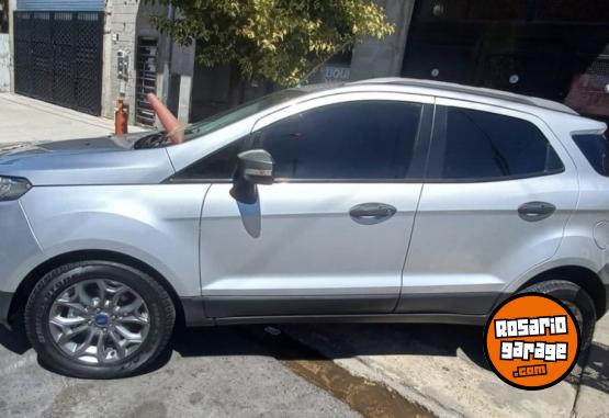 Camionetas - Ford Ecosport 2016 Nafta 84000Km - En Venta