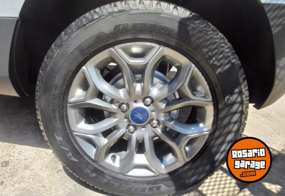 Camionetas - Ford Ecosport 2016 Nafta 84000Km - En Venta