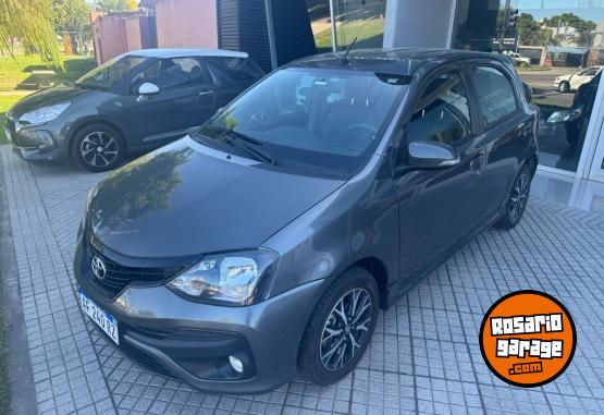 Autos - Toyota ETIOS XLS PACK 1.5 5P 2022 Nafta 27000Km - En Venta
