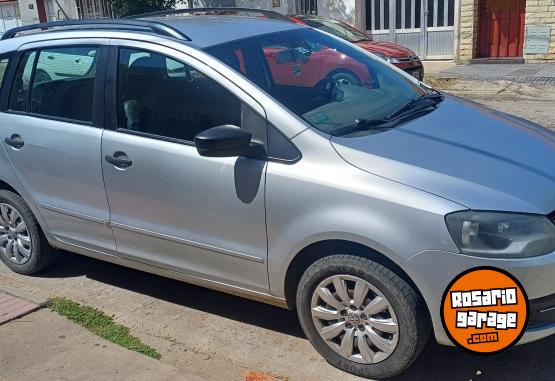 Autos - Volkswagen Suran 2014 Nafta 135000Km - En Venta