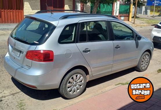 Autos - Volkswagen Suran 2014 Nafta 135000Km - En Venta