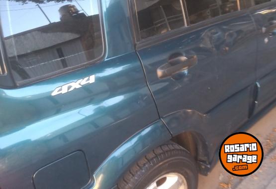 Camionetas - Chevrolet Vitara 2.0 motor Mazda 2000 Diesel 270000Km - En Venta