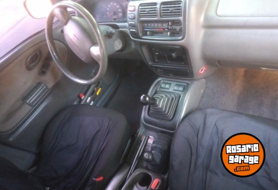 Camionetas - Chevrolet Vitara 2.0 motor Mazda 2000 Diesel 270000Km - En Venta