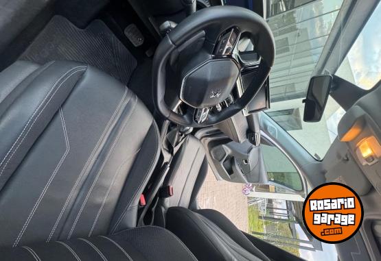 Autos - Peugeot 208 Allure tiptronic 1.6 2022 Nafta 39000Km - En Venta