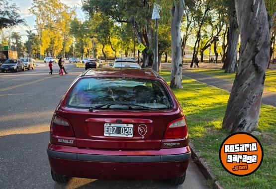 Autos - Renault Megane 2004 Diesel 257000Km - En Venta