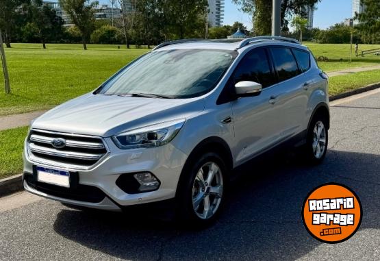 Autos - Ford Kuga Titanium 2018 Nafta 49500Km - En Venta