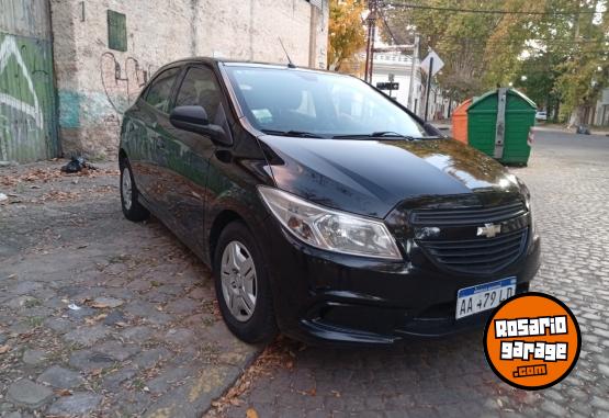 Autos - Chevrolet Onix Joy 2016 Nafta 100100Km - En Venta