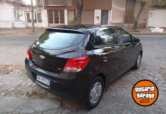 Autos - Chevrolet Onix Joy 2016 Nafta 100100Km - En Venta