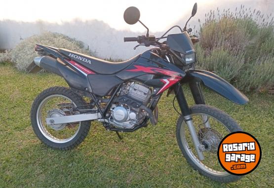 Motos - Honda Tornado 2019 Nafta 19000Km - En Venta