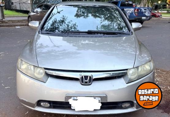 Autos - Honda Civic 2008 Nafta 268000Km - En Venta