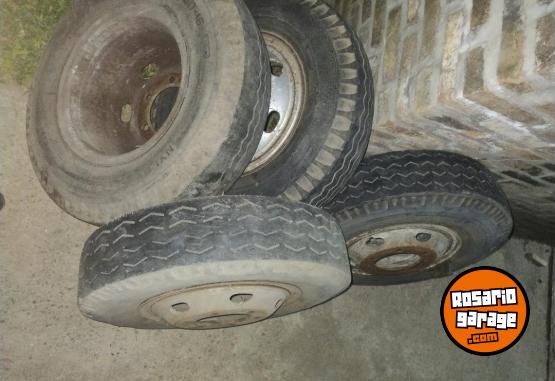 Accesorios para Autos - Ruedas completas 750/16 - En Venta