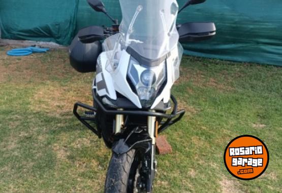 Motos - CF 650 MT 2023 Nafta 7500Km - En Venta