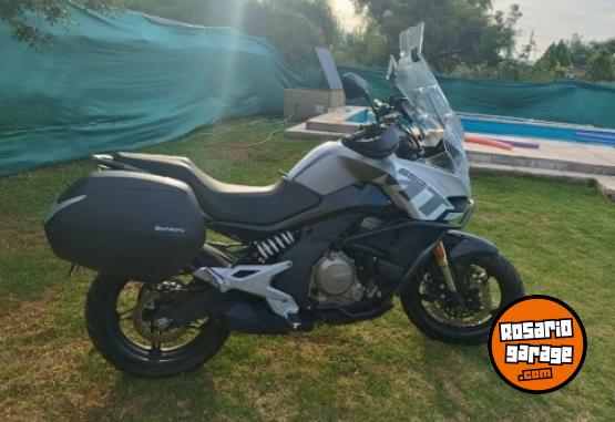 Motos - CF 650 MT 2023 Nafta 7500Km - En Venta