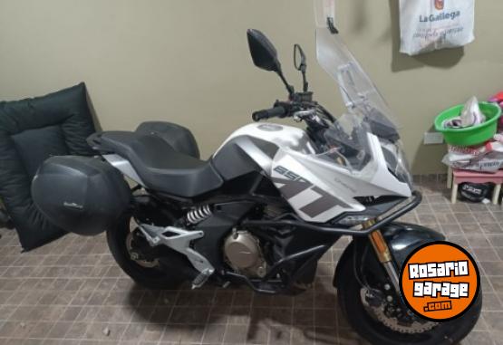 Motos - CF 650 MT 2023 Nafta 7500Km - En Venta