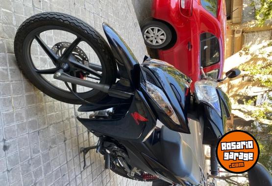 Motos - Honda 110 new wawe full 2023 Nafta 9500Km - En Venta
