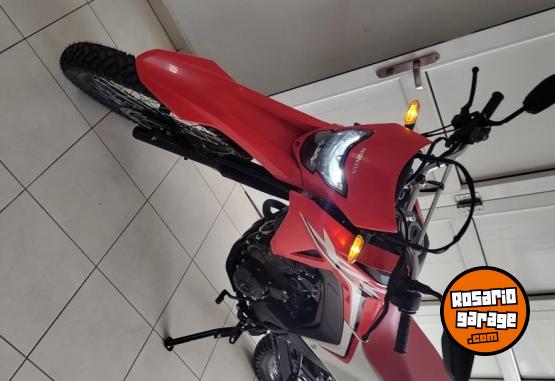 Motos - Honda XR 300 TORNADO 2025 Nafta 440Km - En Venta