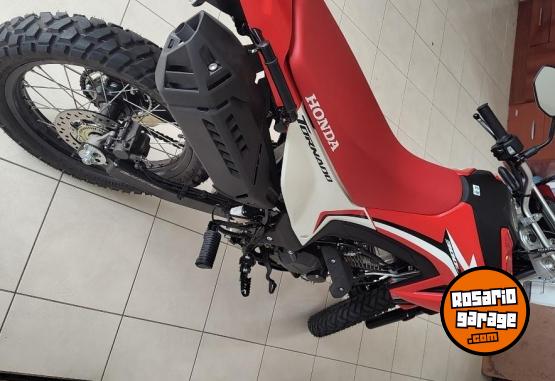 Motos - Honda XR 300 TORNADO 2025 Nafta 440Km - En Venta