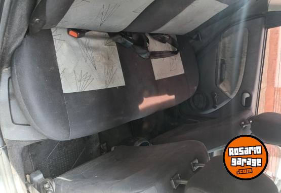 Autos - Ford Fiesta 2007 Nafta 199000Km - En Venta