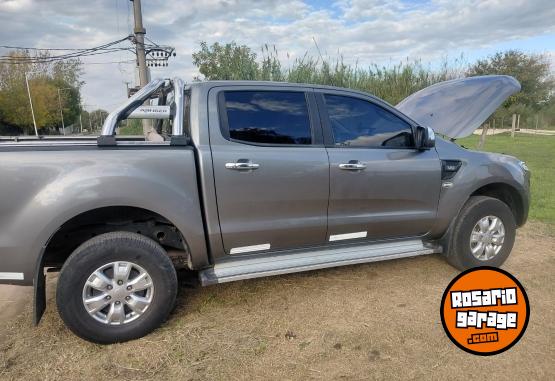 Camionetas - Toyota Hilux 2016 Diesel 155000Km - En Venta