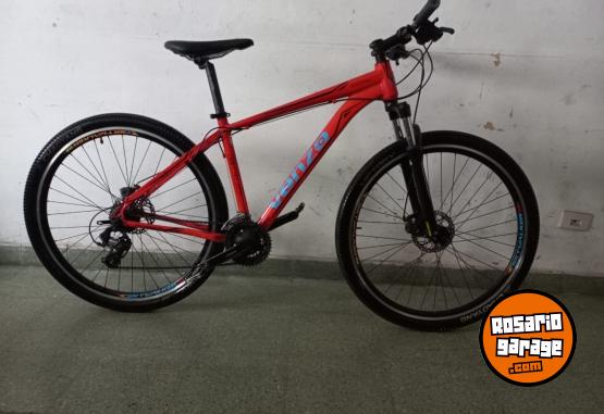 Deportes - Rod 29 cuadro ALUMINIO con SUSPENSI�N LLANTAS DOBLE PARED FRENO A DISCO zona centro rosario  Marca VENZO - En Venta