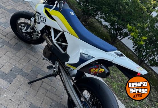Motos - Husqvarna 701 supermoto 2018 Nafta 14000Km - En Venta