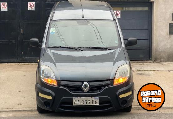 Utilitarios - Renault Kangoo 2017 Diesel 200000Km - En Venta