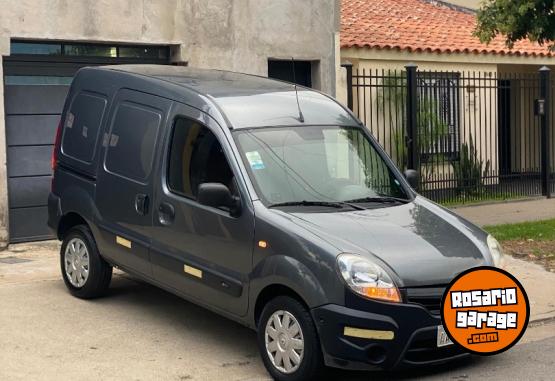 Utilitarios - Renault Kangoo 2017 Diesel 200000Km - En Venta
