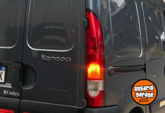 Utilitarios - Renault Kangoo 2017 Diesel 200000Km - En Venta