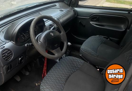 Utilitarios - Renault Kangoo 2017 Diesel 200000Km - En Venta