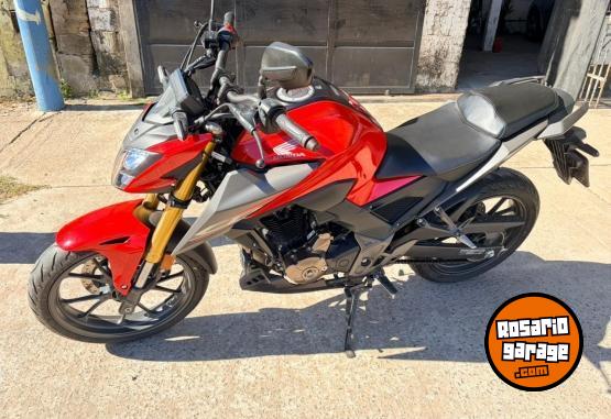 Motos - Honda CB 300F 2023 Nafta 9200Km - En Venta